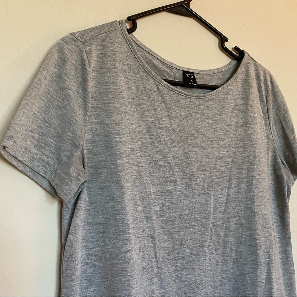 Grey Top - Picture 3 of 7
